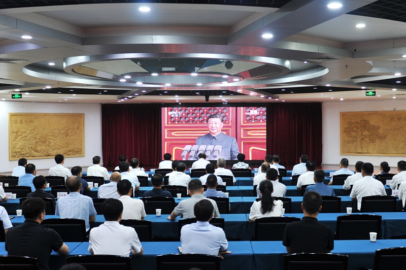 皖北煤電集團及各單位集中觀看紀念中國人民抗日戰爭暨世界反法西斯戰爭勝利80周年大會實況直播